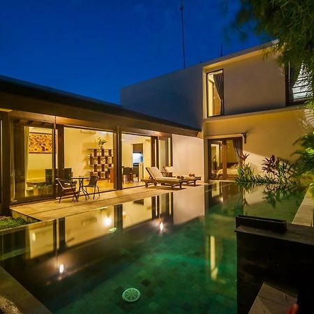 Tirta Villa Sanur Exterior foto