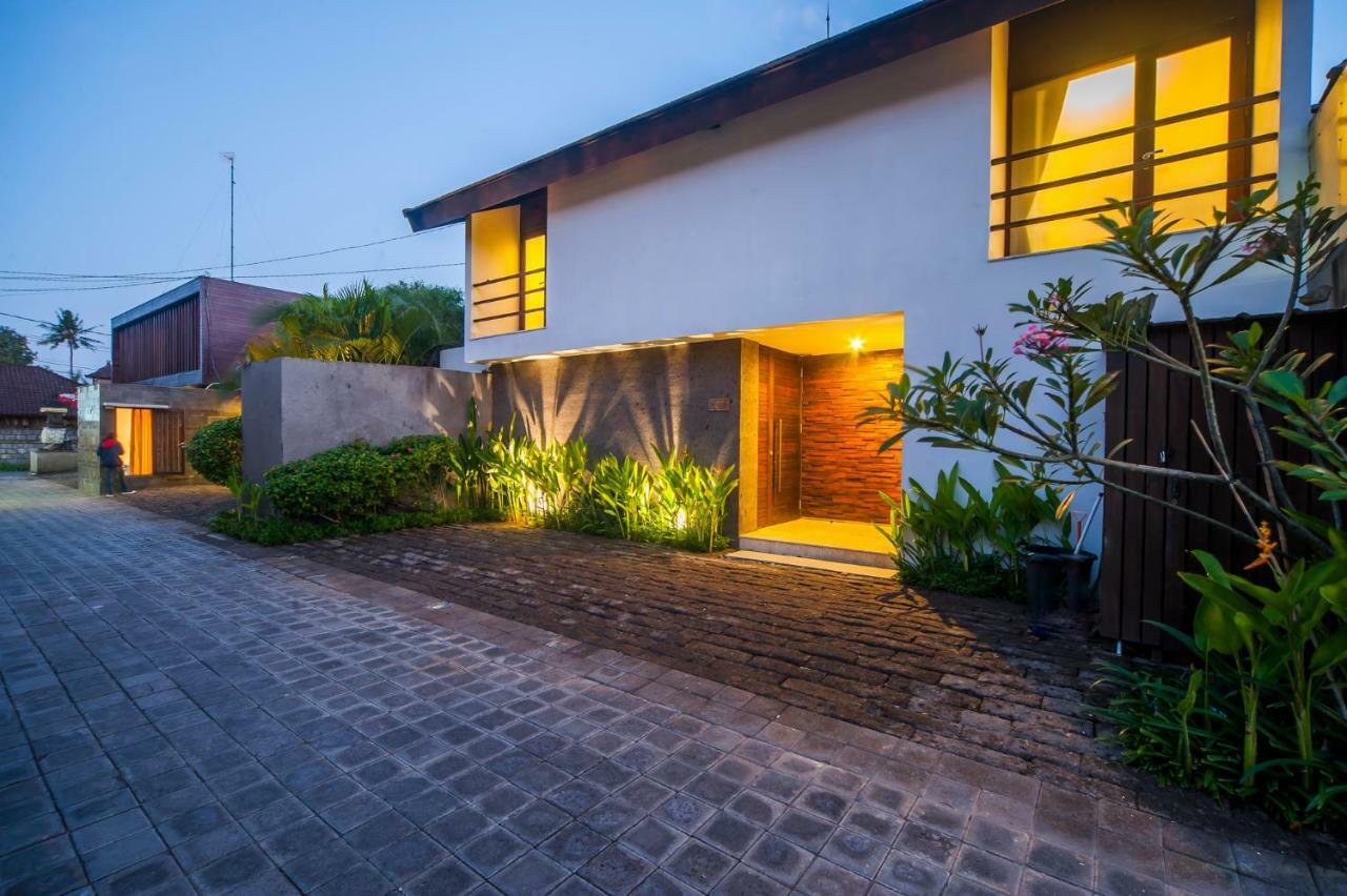 Tirta Villa Sanur Exterior foto