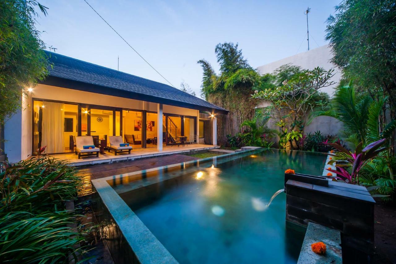 Tirta Villa Sanur Exterior foto