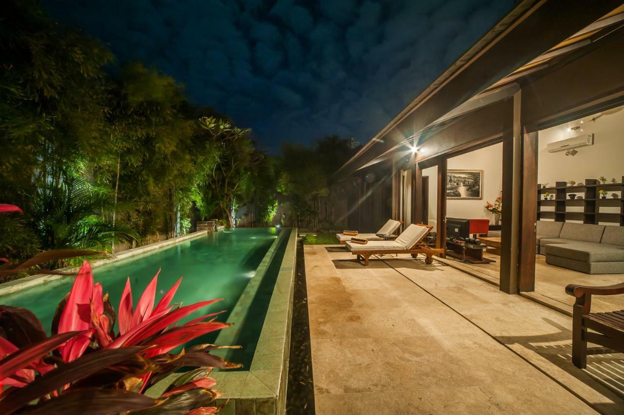 Tirta Villa Sanur Exterior foto